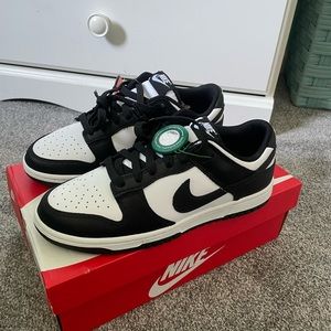 Nike dunk low retro white black panda